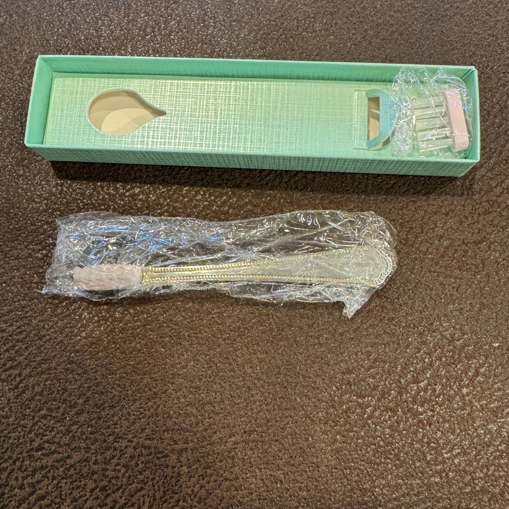 Charming Sterling Silver Baby Pink Toothbrush - Picture 4 of 5